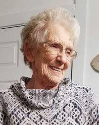 Claudine Harper's Instagram, Twitter & Facebook