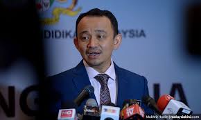 Watch chhalaang (2020) hindi from player 1 below. Malaysiakini Maszlee Sees Tamil Film Raatchasi As Interpreting His Aspirations