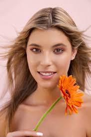 Brooke Hagen's Instagram, Twitter & Facebook