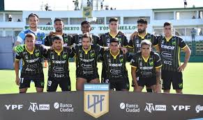 Maybe you would like to learn more about one of these? Mal Resultado Para Talleres Defensa Le Gano 2 A 1 A Estudiantes Mundo D