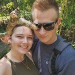 Kara Bolin's Instagram, Twitter & Facebook