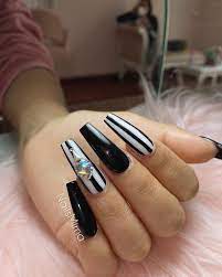 Uñas acrilicas negras con blanco. Nails Mirna Unas Acrilicas En Color Negro Y Blanco Facebook