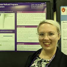 First up are some fantastic student researchers from @desmoinesuniv  @samhoustonstate @rowanvirtuasom and @cahealthsciencesuniversity presenting  their work at #amamtg @hello_kviiilyn @el0rraa @s_saranathan and @rhodamh  📷 @sea2skypanda