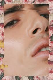 Karl Slater x Molokid present GUERRE DES TULIPES