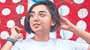 Çok fazla ürün seçeneği ve en iyi fiyatları. Queen Of Content Prajakta Koli Takes Us Inside Her Life As A Popular Youtuber Lifestyle News