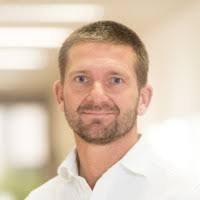 100+ perfiles de «Ziessler»