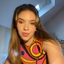 Elin Morgan (@elinmorgan_)