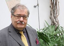 Kirchenhistoriker und früherer AKV-Vizepräsident Hartmann 80