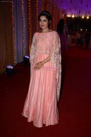 Lovebirds prince and yuvika's wedding reception was a fairy tale affair. Yuvika Chaudhary At Photographer Munna S Wedding Reception On 18th Dec 2016 Yuvika Chaudhry Bollywood Photos