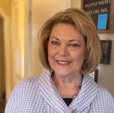 How to find a nearby church for Sunday worship while