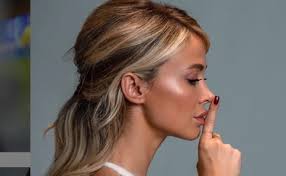 Yayınlanan haberde türk oyuncu can yaman ile diletta leotta roma'nın merkezindeki büyük bir otelde beş gün geçirdiler denildi. Diletta Leotta Esplode Il Gossip Su Zlatan Ibrahimovic E Can Yaman Che Chiude I Social Il Tempo