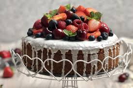 Lezzetine Doyum Olmaz Beyaz Cikolatali Kolay Pasta Yemek Com Yemek Tarifi Pasta Tarifleri Pasta Pastalar