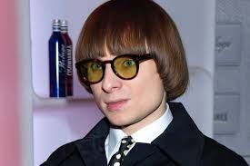 Ralph Kaminski zagra w serialu o branży dla dorosłych. Aż trudno go poznać