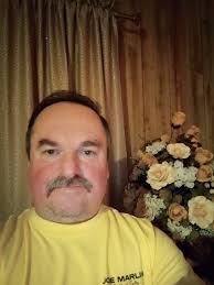 Hi I,m near Peterborough, I,m 53 looking for same age .I recently stopped  smoking..don't mind if you vape,I use to work at the soilsters in  peterbough. Mind you I was not great