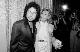 She reached the height of her popularity as a recording artist during the big band era of the 1940s and 1950s. Kim Morgan On Twitter Bob Dylan Dinah Shore 1982 Songwriters Hall Of Fame