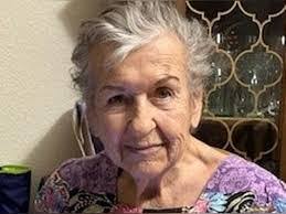 Carol Hokanson's Instagram, Twitter & Facebook