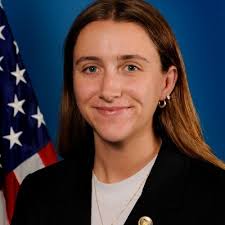 I am excited to announce that for my first co-op I will be working at the  Suffolk County District Attorney's Office in their Government Affairs  department.