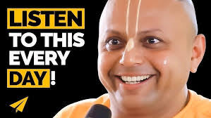 Om Salunkhe's Instagram, Twitter & Facebook