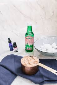 Fig + yarrow's cardamom + coffee body scrub is one such scrub: Diy Cardamom And Rosewater Coffee Scrub Paper Moon