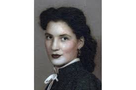 Amy Fraley's Instagram, Twitter & Facebook