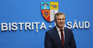 Sau ca toti sunt la fel. PrefecÈii Zero Oameni Noi In PoliticÄ Florin CiÈu A Semnat Pentru Nume Cu Ètaif In Partide