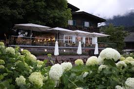 Very nice amenities, great location, great staff and service, and a wonderful breakfast. Der Seehof Goldegg Smart Travelling