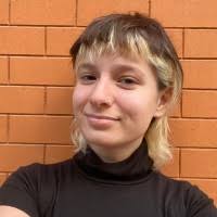 50+ perfiles de «Munteanu»