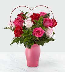 Send fresh flowers and flower. Kettering Hills And Dales Florist Inc The Ftd Xoxo Rose Bouquet Kettering Oh 45439 Ftd Florist Flower And Gift Delivery