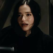 Who wins in a battle of 4 female Ghostfaces?