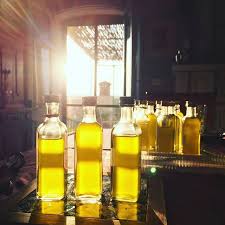 Oliveoillovers Com On Instagram Tasting The Super Fresh Oils On The Estate Of Colonnaoliveoil So Many Varieties It S Impossible Molise Oils Whiskey Bottle