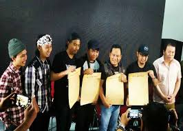 Lagu wali band full album 2020 | lagu indonesia terbaru 2020 playlist: Lagu Wasiat Sang Kekasih Dirilis Wali Untuk Korban Bencana Jktone Com