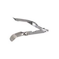 Depending on the surgery, the location of the incision, your overall health and a few other factors staples can stay in as short as 3 days and as long. 3m Precise Disposable Skin Staple Remover Tweezer Style 10ct Cvs Pharmacy
