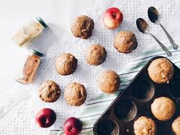 Essayez Notre Recette Simple De Muffins Moelleux Aux Pommes A L Erable Et Au The Chai Food Desserts Eat Dessert