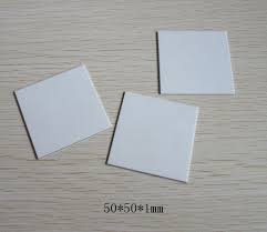 L'isolation thermique est sans conteste l'opération de rénovation énergétique la plus efficace vu qu'elle agit au niveau même des besoins en énergie (chauffage ou climatisation). Feuille De Ceramique En Zircone Polie Plaque De Jade Pour Dissipateur Thermique Isolation Haute Temperature Piezoelectrique Special Blanc Noir Personnalise Aliexpress