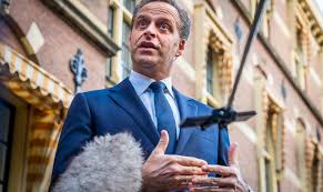 Het was een grote eer om deze man een aantal persoonlijke vragen te mogen. Geachte Hugo De Jonge Regie Graag Geen Stokpaardjes Ew