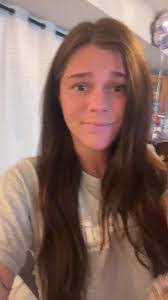 Nicole Lytle's Instagram, Twitter & Facebook