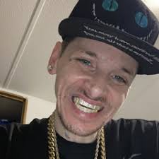 Stream Nathan Dickey music