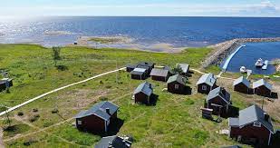 An array of activities can be enjoyed on site or in the surroundings, including darts. Haparanda Skargard National Park Choose National Park Sweden S National Parks