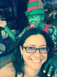 Tanya Moran's Instagram, Twitter & Facebook