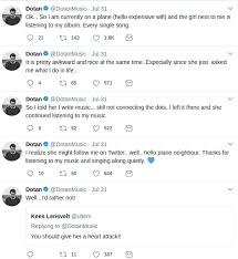 Fan Girl Fails To Recognize Her Favorite Musician On Plane Hilarious Twitter Thread Follows Reddit Funny Funny Tweets Funny Tumblr Posts