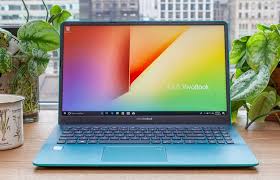 While portability may be its main advantage, its specs aren't lacking either. Asus Vivobook S15 Review Benchmarks And Specs Laptop Mag