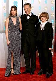 London (ap) — hollywood stars are paying tribute to voice coach joan washington, whose death was announced friday. F36dmm7vetehsm