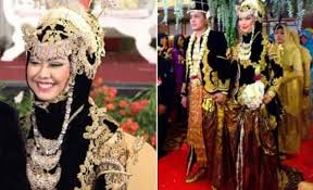 May 21, 2021 · gaun pengantin simple salah satu yang banyak dicari untuk dikenakan di hari spesial. Sh Ltsa3ngx4em