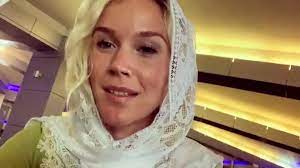 Star Singer Joss Stone Detained And Deported From Iran Cnn Video