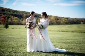 From liz taylor's yellow wedding dress to pam anderson's bikini, these are the most daring and unique wedding looks ever. Best Wedding Dresses For Tall Brides Zola Expert Wedding Advice
