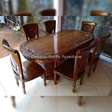 Membahas mengenai interior, selain desain ruangan yang perlu diperhatikan. Jual Kursi Meja Makan Kayu Jati Salina Gendong Kursi 6 Blok Ukiran Jepara Kab Jepara Central Djava Furniture Tokopedia