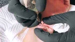 Facebook gives people the power to share and makes the world more open and connected. Davina Geiss Lasst Sich Erstes Tattoo Fur Shania Stechen Promiflash De