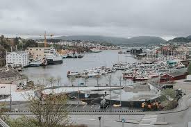 Kristiansund is a municipality on the western coast of norway in the nordmøre district of møre og romsdal county. Is Kristiansund Norway Worth Visiting Heart My Backpack