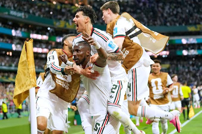 Mexico beats Czech Republic 3-0 for 3rd win in World Cup group stage - 95.5  WSB