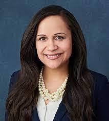 Lisa Simonaitis's Instagram, Twitter & Facebook